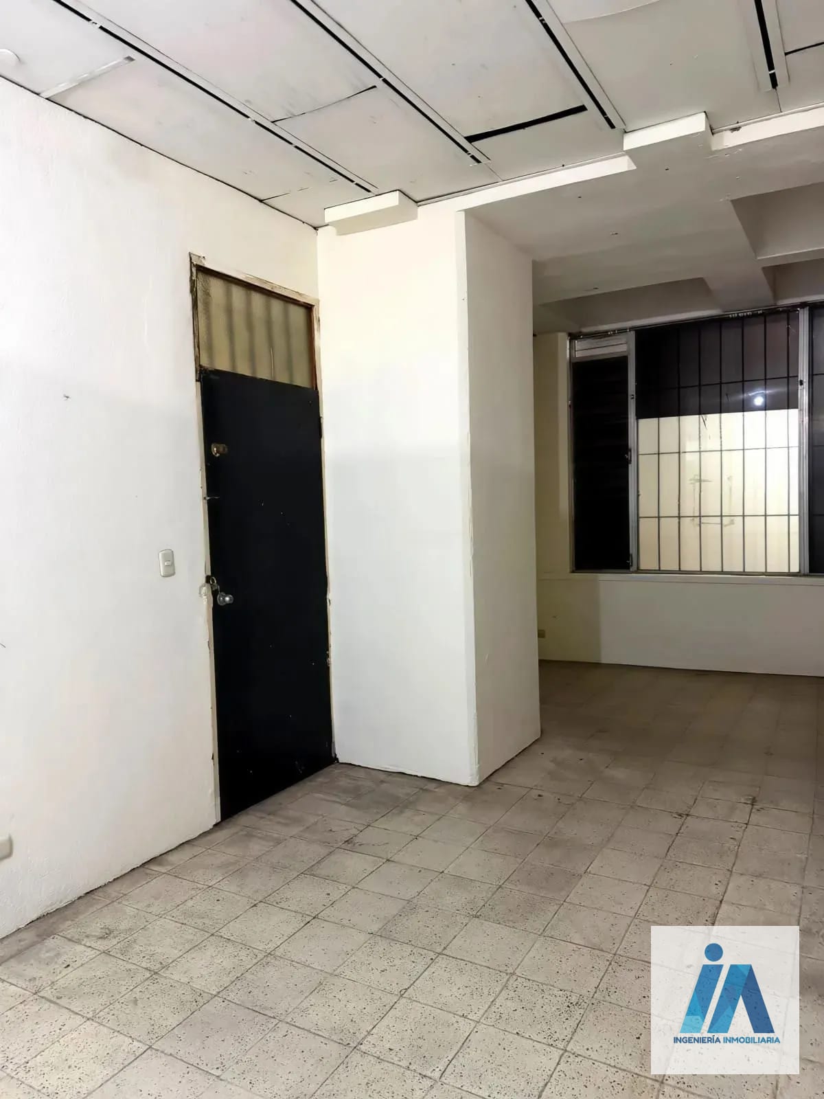OFICINA EN ALQUILER - Edificio El Centro, Zona 1 — Oficina en Alquiler en Zona 1, Guatemala, Ciudad — foto 4 de 8