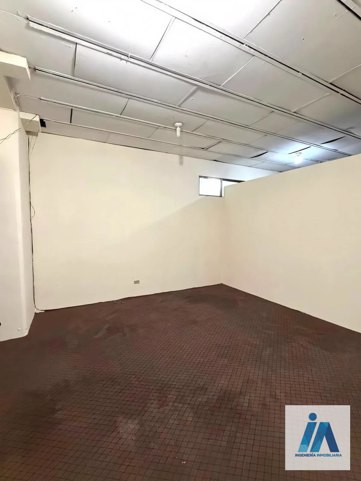OFICINA EN ALQUILER - Edificio El Centro, Zona 1 — Oficina en Alquiler en Zona 1, Guatemala, Ciudad — foto 6 de 8