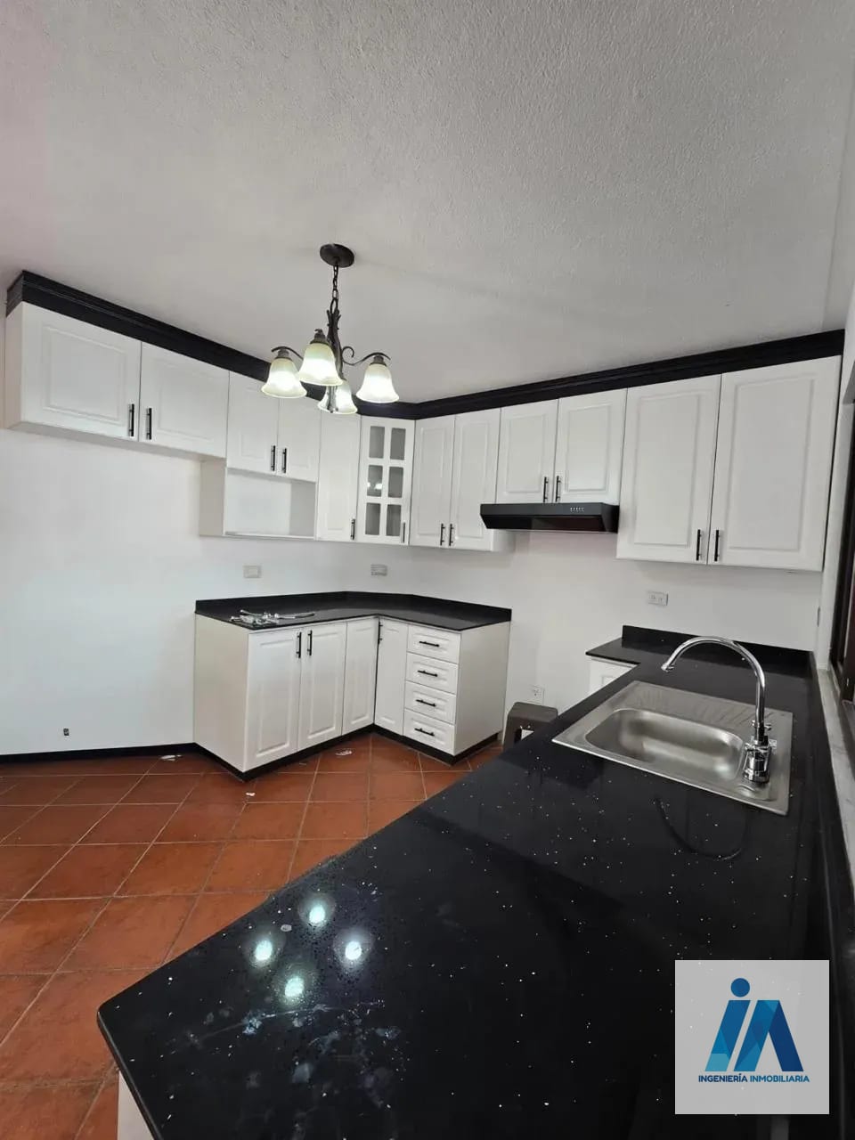 CASA EN VENTA 📍 Valles de Napa, Km. 16 Carretera a El Salvador — Casa en Venta en Valles de Napa, Carretera a El Salvador, Guatemala, Ciudad — foto 5 de 15