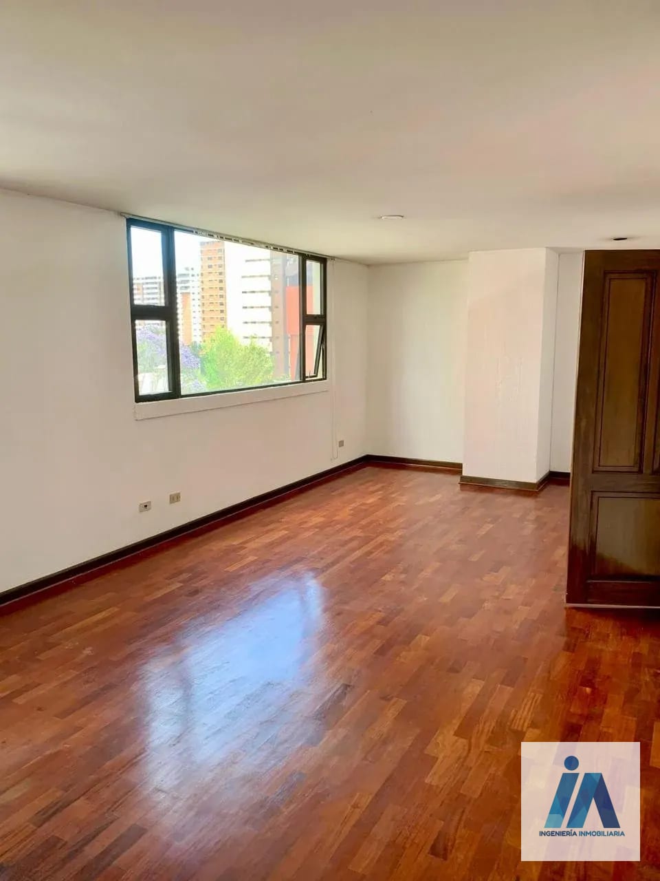APARTAMENTO EN ALQUILER📍 Edificio Greco, zona 14 Las Américas — Apartamento en Alquiler en Zona 14, Guatemala, Ciudad — foto 2 de 11