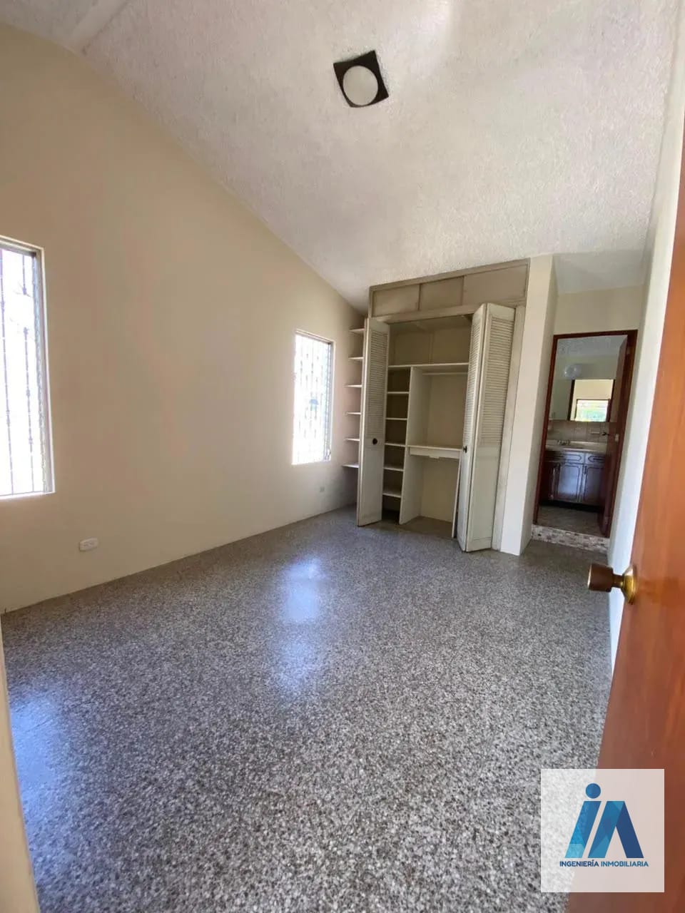 CASA EN ALQUILER 📍 Residenciales Sevilla, Mariscal Zona 11 — Casa en Alquiler en Zona 11, Guatemala, Ciudad — foto 10 de 15