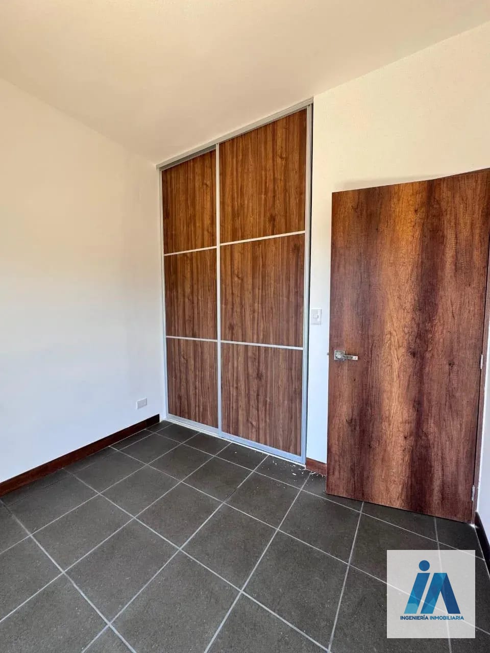 CASA EN VENTA 📍 Condominio 7 Gotas de San Vicente, Km. 16.5 CAES — Casa en Venta en Carretera a El Salvador, Guatemala, Ciudad — foto 8 de 11