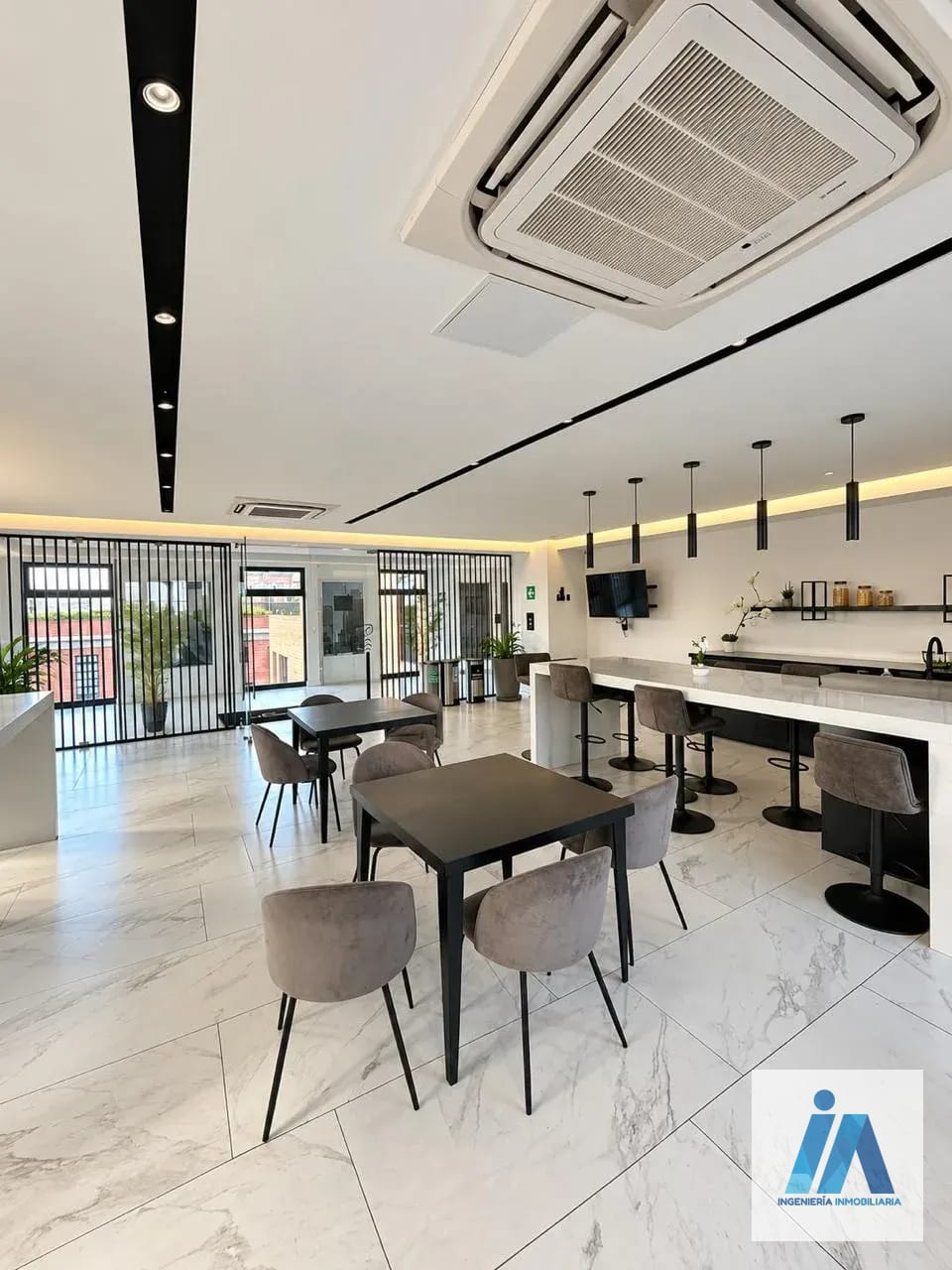 APARTAMENTO EN ALQUILER đ Edificio CĂ©ntrico, Zona 5 â Apartamento en Alquiler en Zona 5, Guatemala, Ciudad â foto 12 de 15