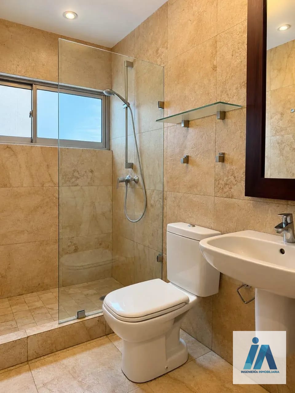 APARTAMENTO EN ALQUILER 📍 Edificio Alhambra, Zona 15 — Apartamento en Alquiler en Zona 15, Guatemala, Ciudad — foto 10 de 15