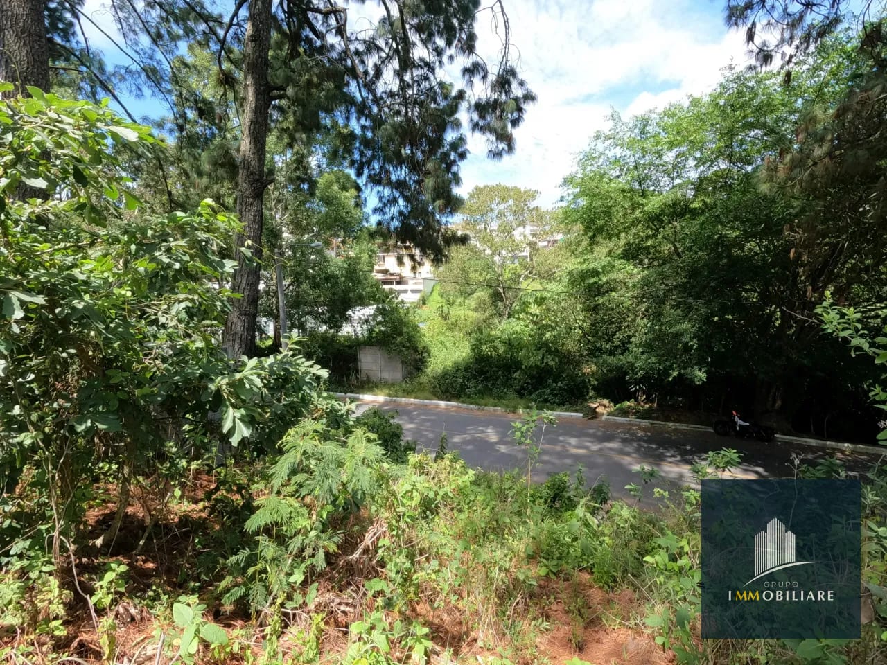 🏗️ Construye la Casa de tus Sueños en Zona 16: ✨ — Terreno en Venta en Kanajuyú, Zona 16, Guatemala, Ciudad — foto 12 de 15