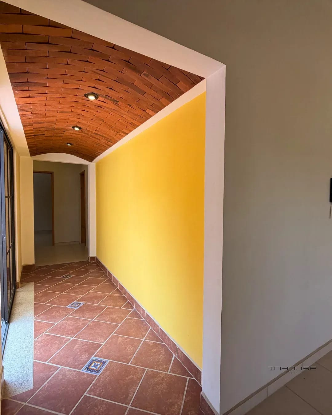 APARTAMENTO EN RENTA MUXBAL CON TERRAZA — Apartamento en Alquiler en Muxbal, Guatemala, Ciudad — foto 10 de 11