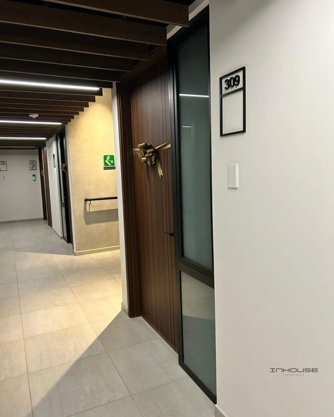 OFICINA EN RENTA ZONA 4 EDIFICIO SEPTIMA — Oficina en Alquiler en Séptimo, Zona 4, Guatemala, Ciudad — foto 6 de 10