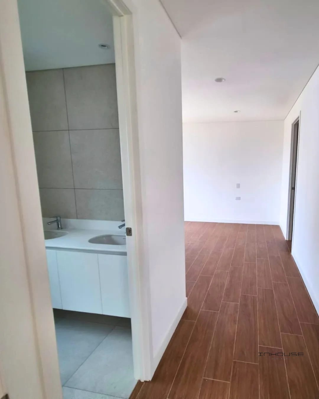 Apartamento en renta ZONA 10, FERRÉ 10 — Apartamento en Alquiler en Ferré Diez, Zona 10, Guatemala, Ciudad — foto 7 de 10
