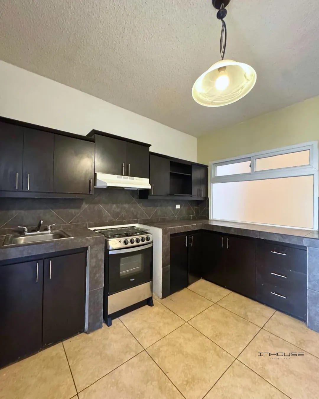 Apartamento en Renta Zona 16, Hacienda Real — Apartamento en Alquiler en Zona 16, Guatemala, Ciudad — foto 1 de 11