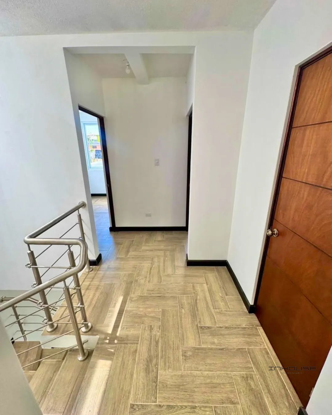 Casa en Venta en Zona 16 para Estrenar — Casa en Venta en Zona 16, Guatemala, Ciudad — foto 4 de 12