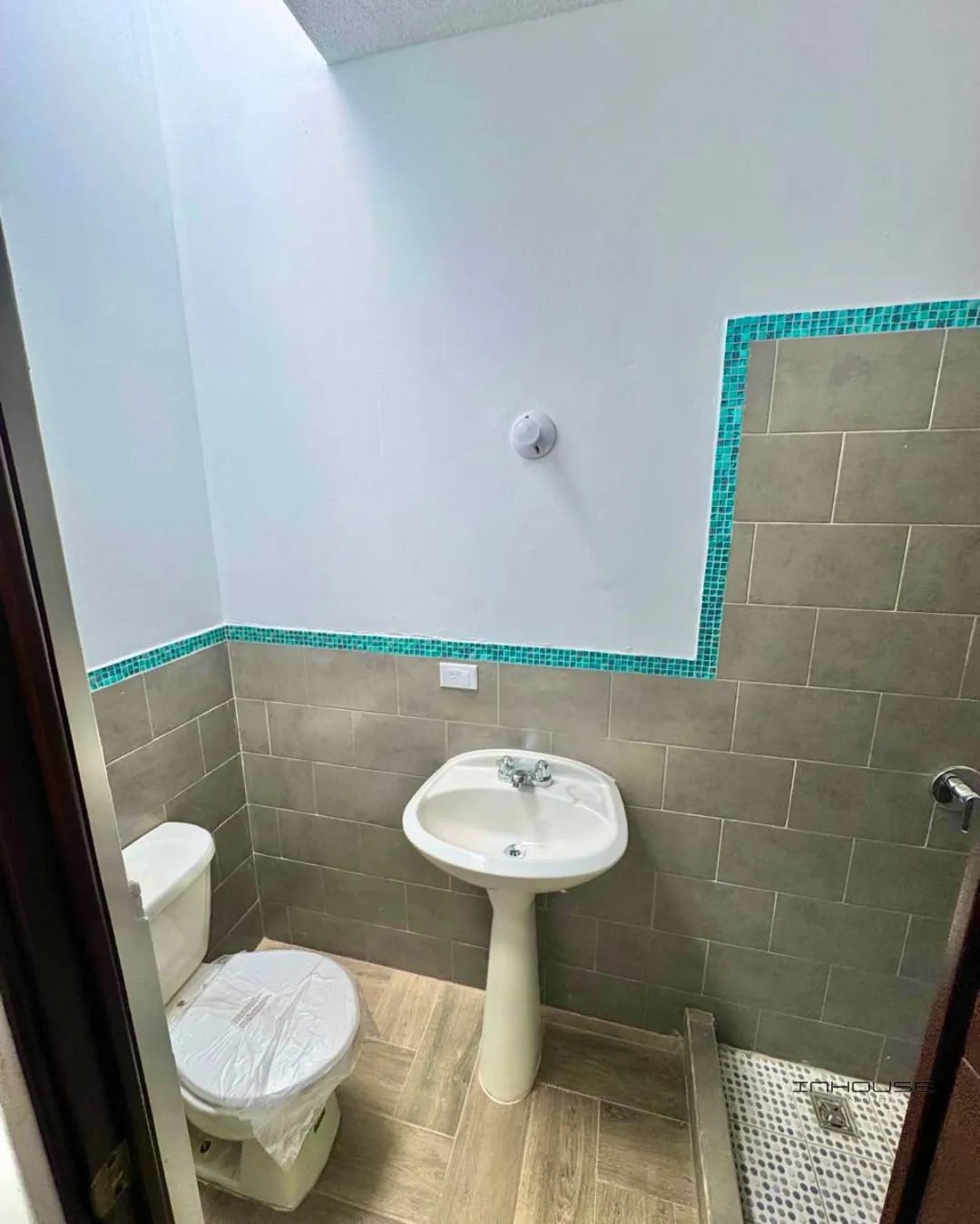 Casa en Venta en Zona 16 para Estrenar — Casa en Venta en Zona 16, Guatemala, Ciudad — foto 6 de 12
