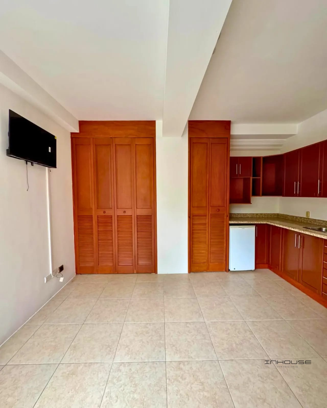 Apartamento en Renta Zona 16, la Montaña - Tipo Estudio — Apartamento en Alquiler en La Montaña, Zona 16, Guatemala, Ciudad — foto 6 de 8