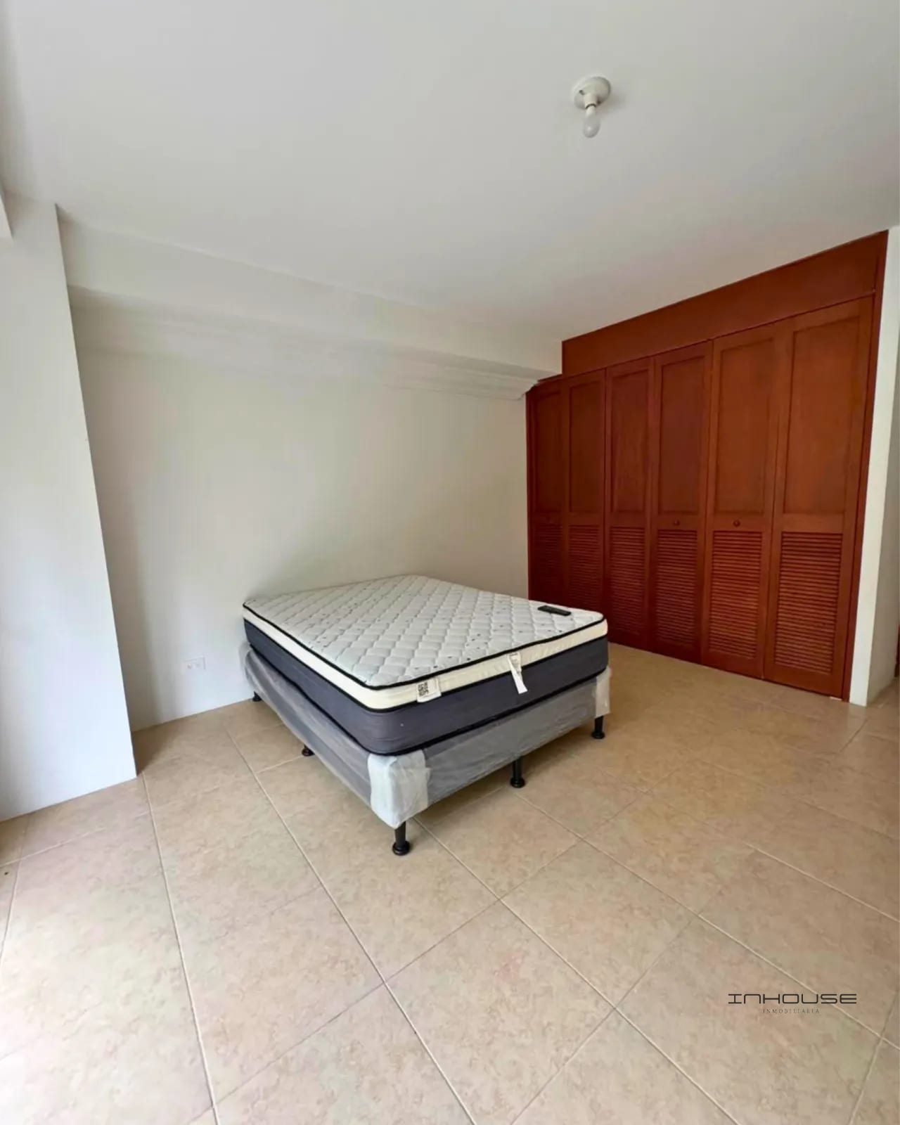 Apartamento en Renta Zona 16, la Montaña — Apartamento en Alquiler en La Montaña, Zona 16, Guatemala, Ciudad — foto 2 de 7