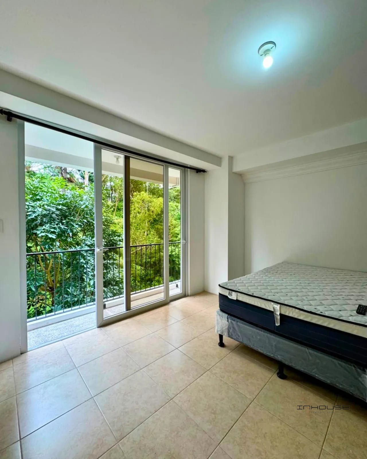 Apartamento en Renta Zona 16, la Montaña — Apartamento en Alquiler en La Montaña, Zona 16, Guatemala, Ciudad — foto 6 de 7