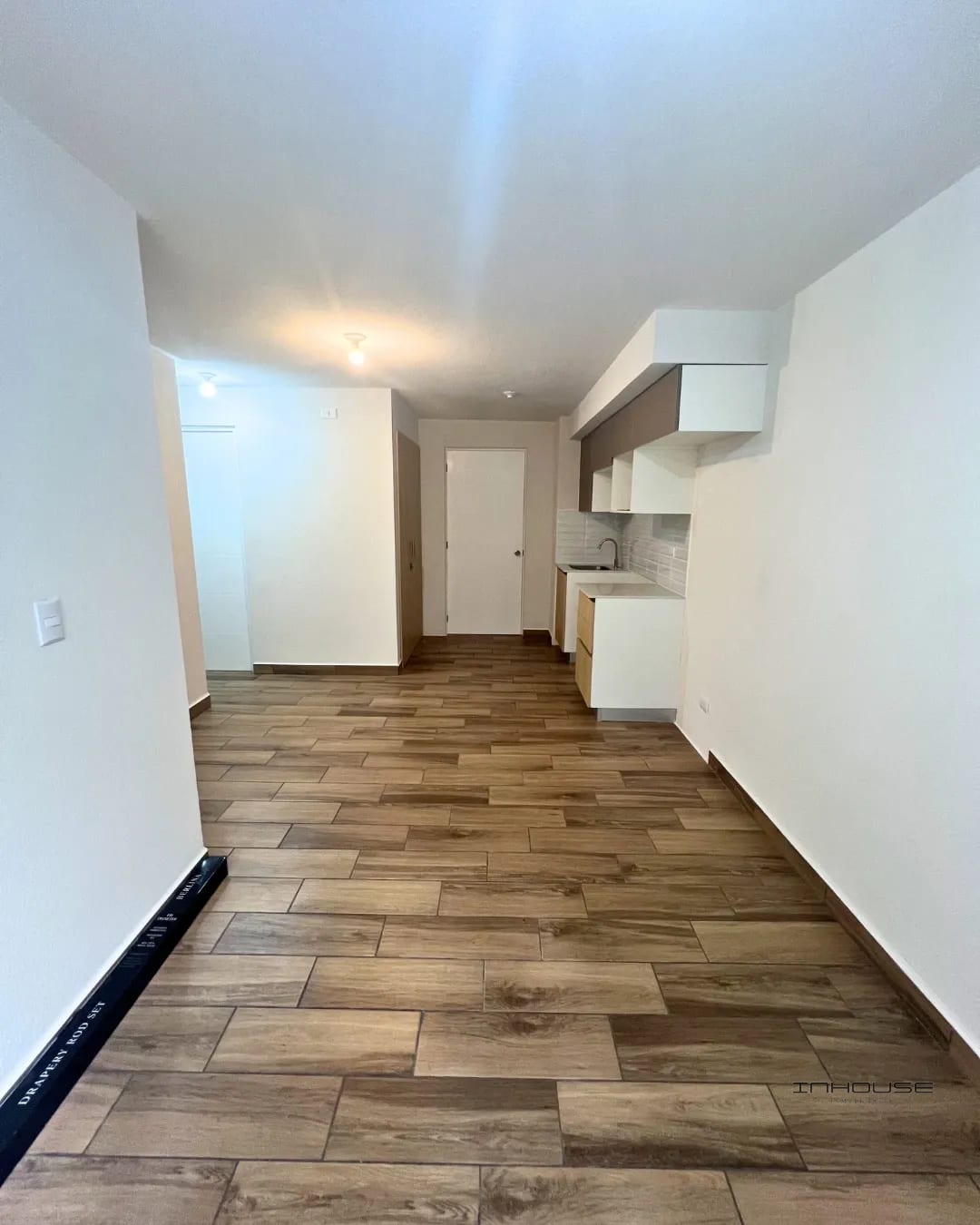 Apartamento en Venta Zona 16 en Primer Nivel con Jardín y Bodega — Apartamento en Venta en Lares 16, Zona 16, Guatemala, Ciudad — foto 1 de 10
