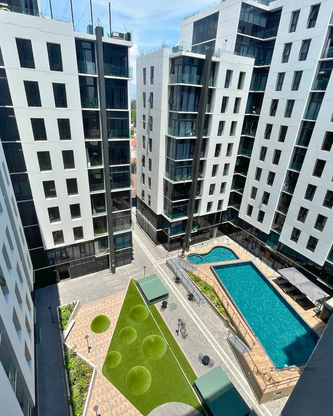 Apartamento en Venta Zona 11, Vía Mariscal — Apartamento en Venta en Zona 11, Guatemala, Ciudad — foto 1 de 9
