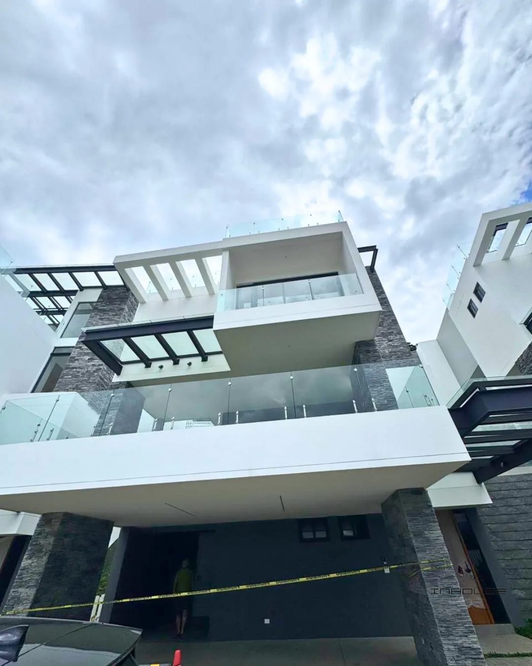 Casa en Venta en Zona 16, el Pulte Ecuestre — Casa en Venta en El Pulté Ecuestre, Zona 16, Guatemala, Ciudad — foto 1 de 11