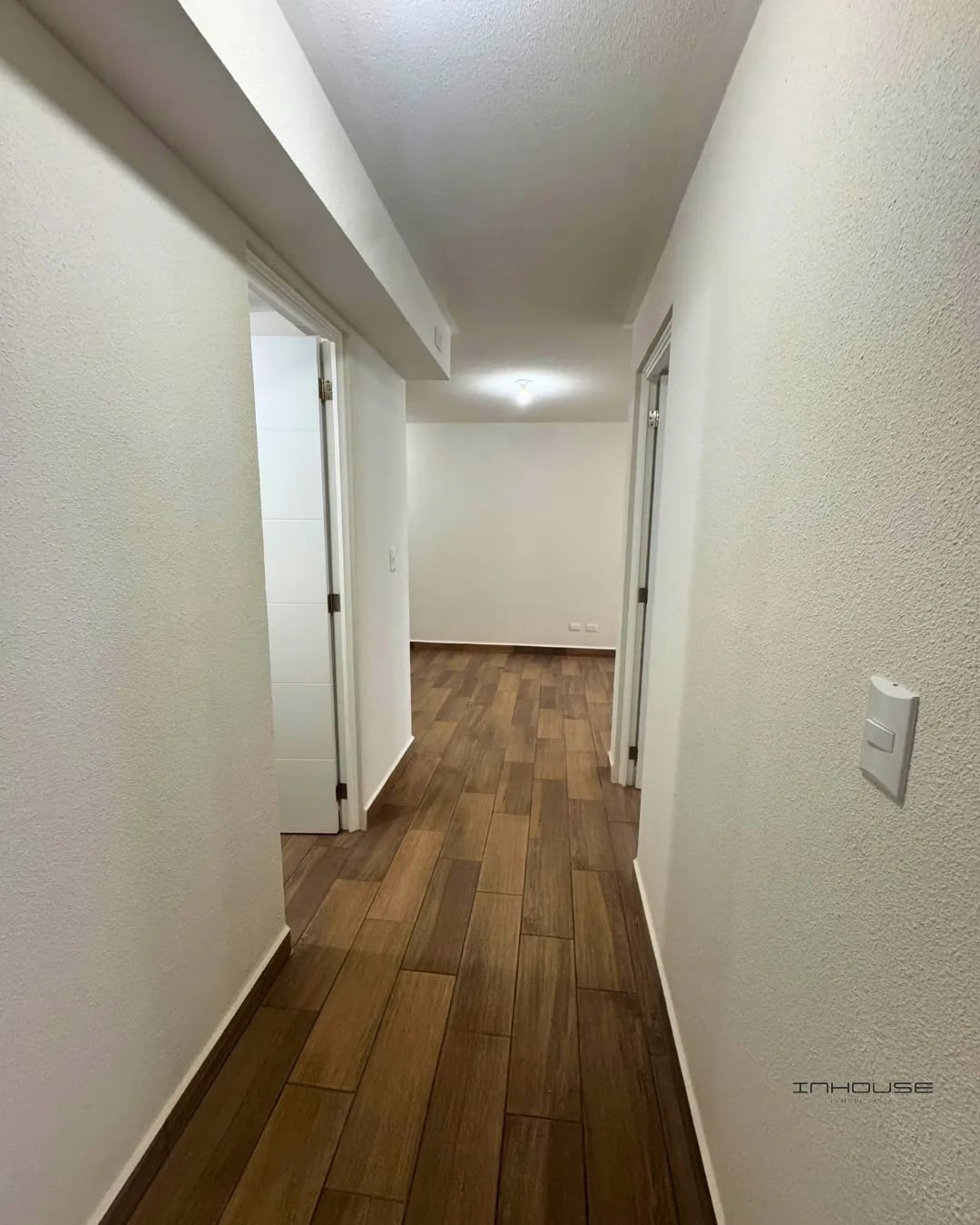 Apartamento en Venta Zona 16 en Primer Nivel con Jardin — Apartamento en Venta en Lares 16, Zona 16, Guatemala, Ciudad — foto 3 de 10