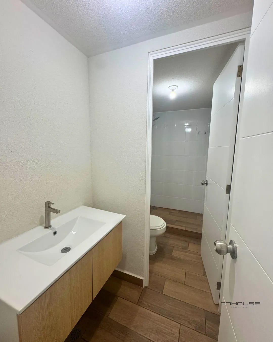 Apartamento en Venta Zona 16 en Primer Nivel con Jardin — Apartamento en Venta en Lares 16, Zona 16, Guatemala, Ciudad — foto 10 de 10