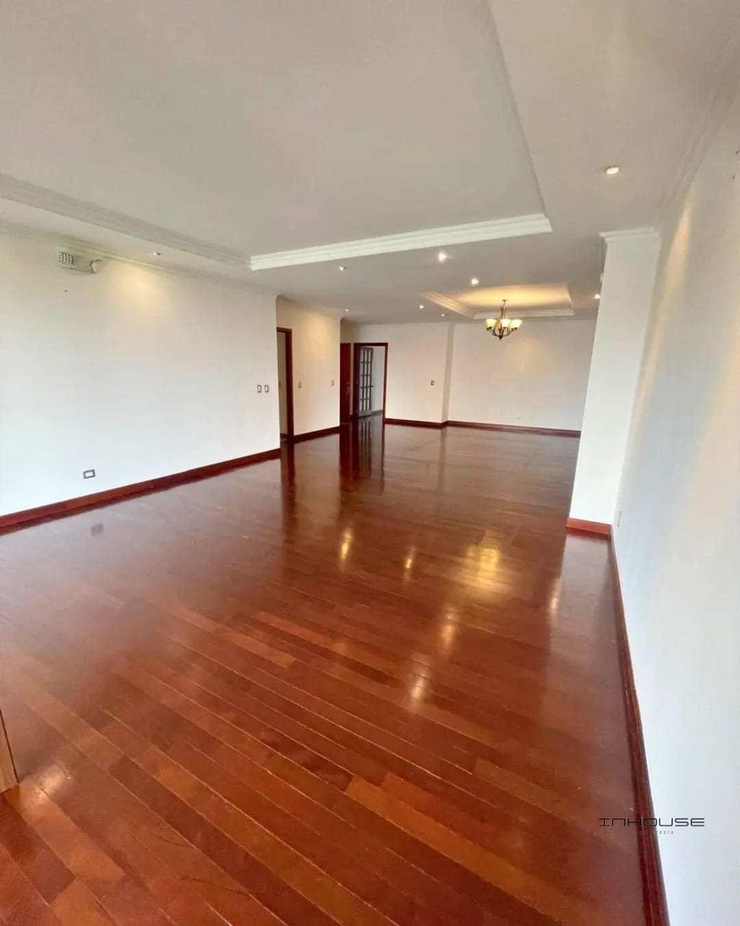 Apartamento en Renta Zona 14, Tadeus — Apartamento en Venta en Tadeus, Zona 14, Guatemala, Ciudad — foto 5 de 11