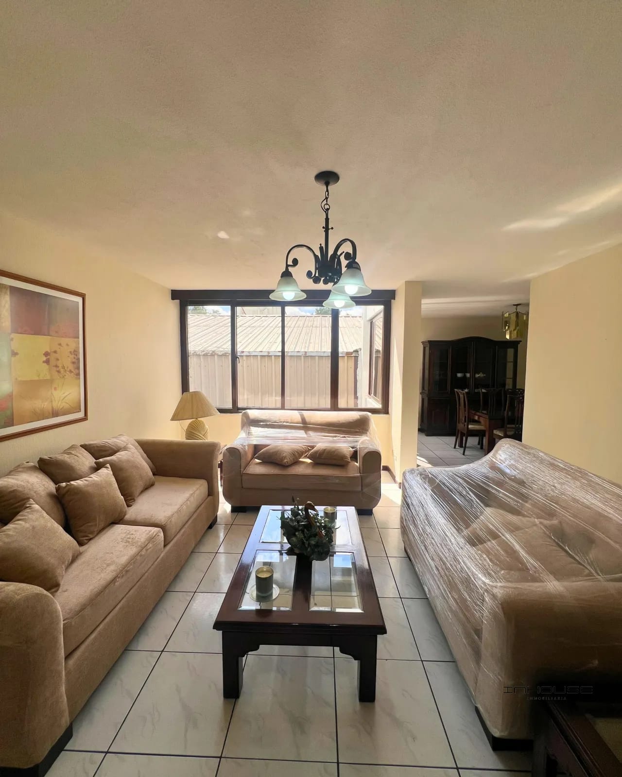 Apartamento en Renta Zona 9 Amueblado — Apartamento en Alquiler en Zona 9, Guatemala, Ciudad — foto 1 de 10