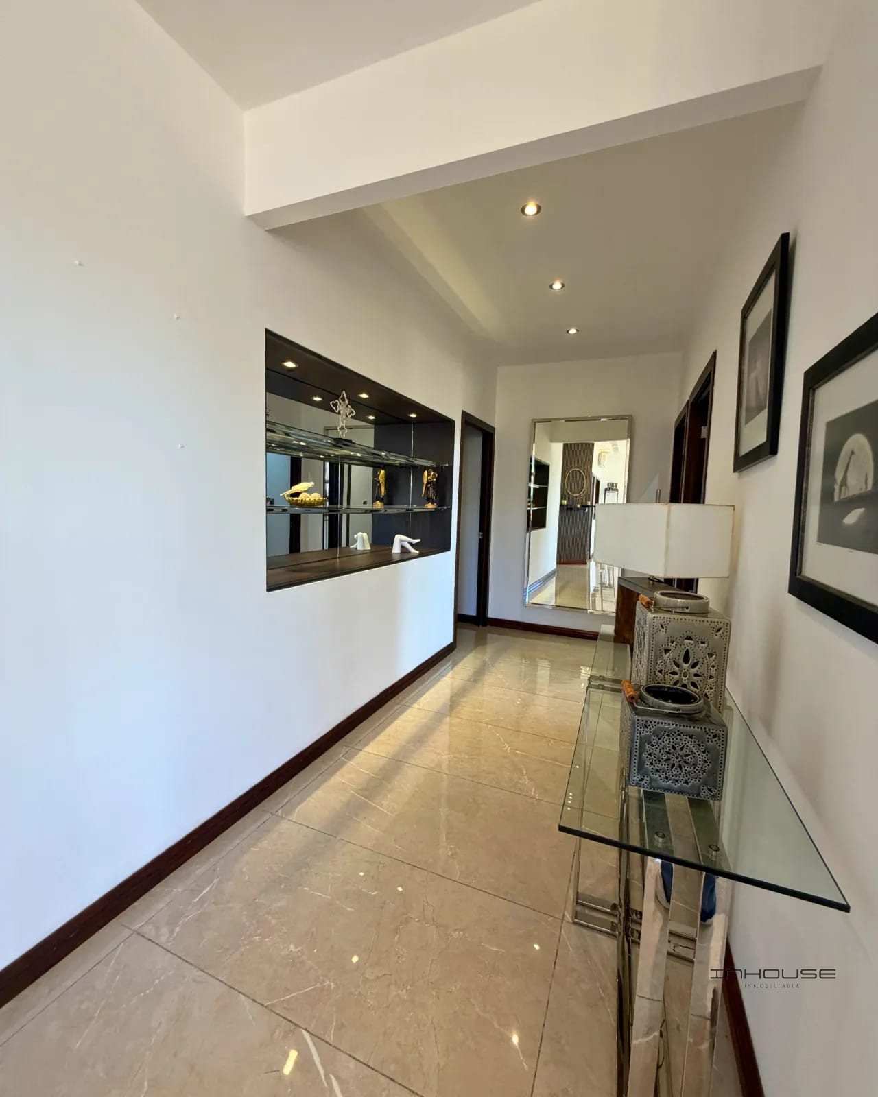 Apartamento en Renta Zona 15 Amueblado — Apartamento en Alquiler en Catalonia, Zona 15, Guatemala, Ciudad — foto 8 de 10