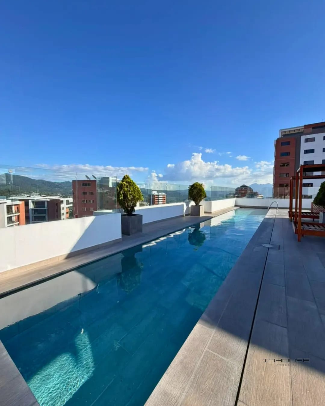 Apartamento en Venta en Zona 14 Amueblado en Nivel Alto — Apartamento en Venta en Casa Roble, Zona 14, Guatemala, Ciudad — foto 9 de 10