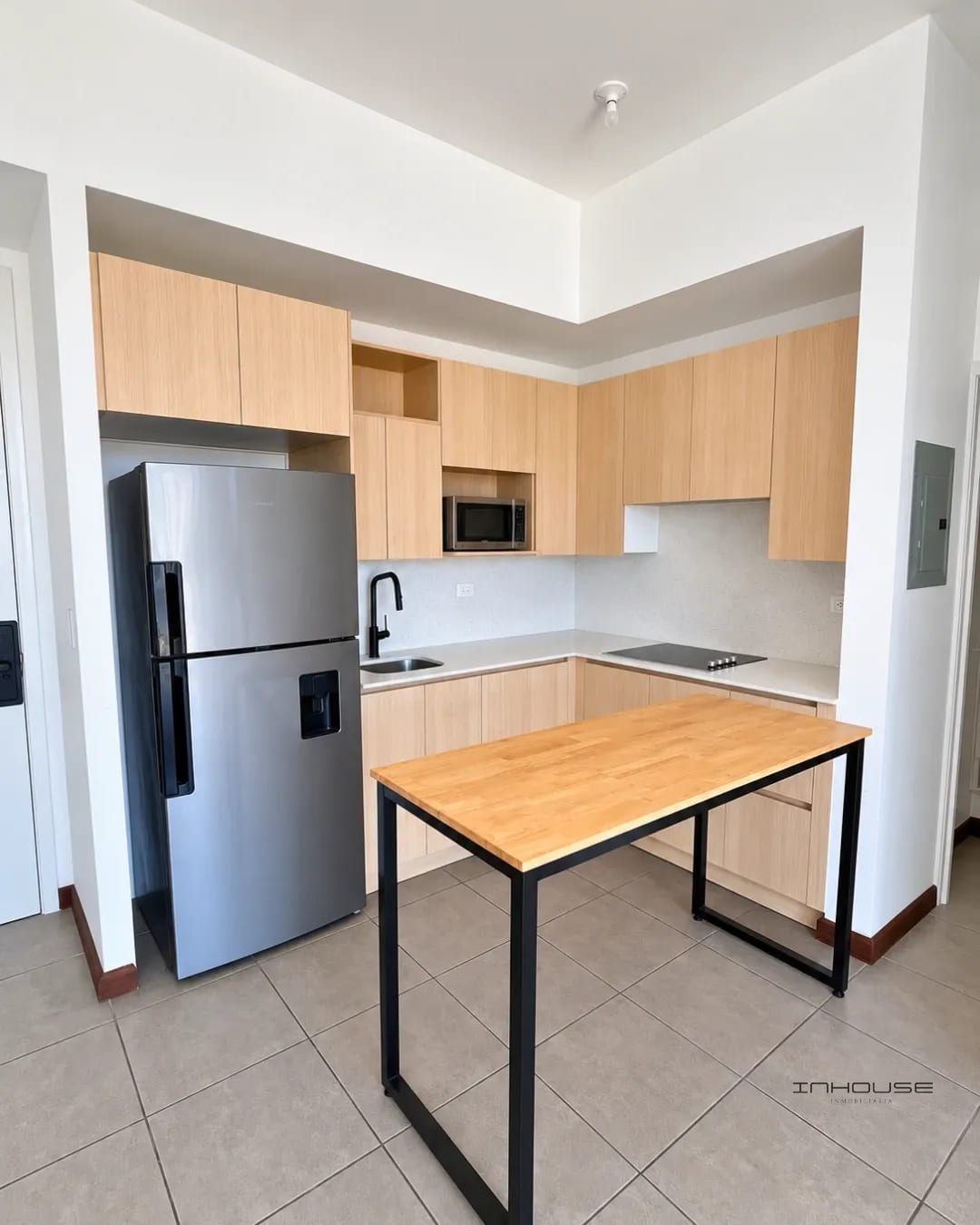 Apartamento en Venta Zona 15 Nivel Alto con Balcón — Apartamento en Venta en Quince Esquina, Zona 15, Guatemala, Ciudad — foto 7 de 12