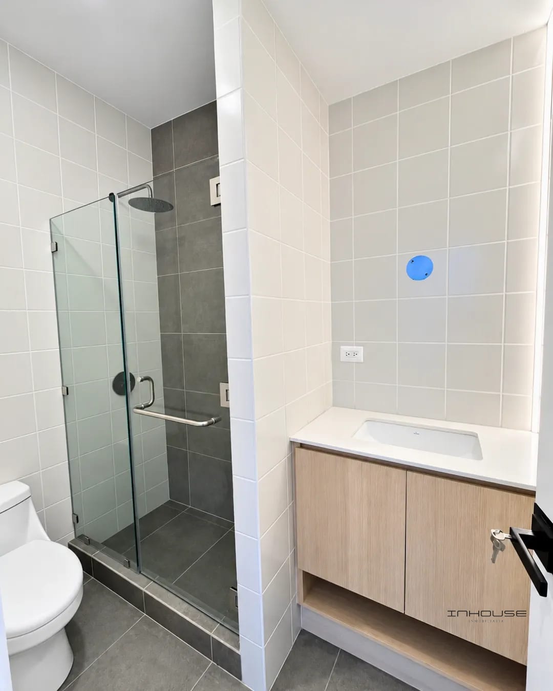 Apartamento en Venta Zona 15 Nivel Alto con Balcón — Apartamento en Venta en Quince Esquina, Zona 15, Guatemala, Ciudad — foto 12 de 12