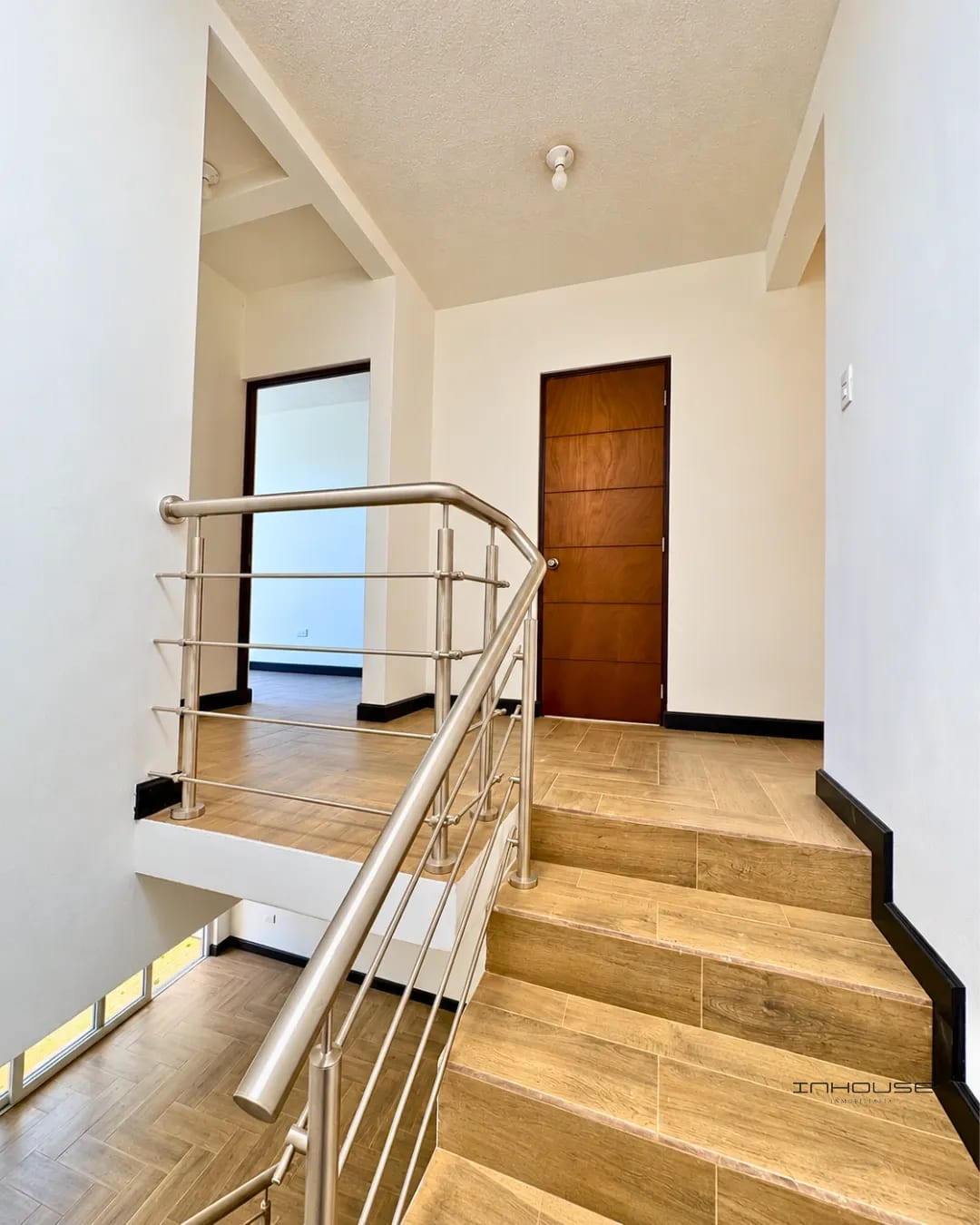 Casa en Venta en Zona 16 para Estrenar — Casa en Venta en Hacienda Real, Zona 16, Guatemala, Ciudad — foto 9 de 10