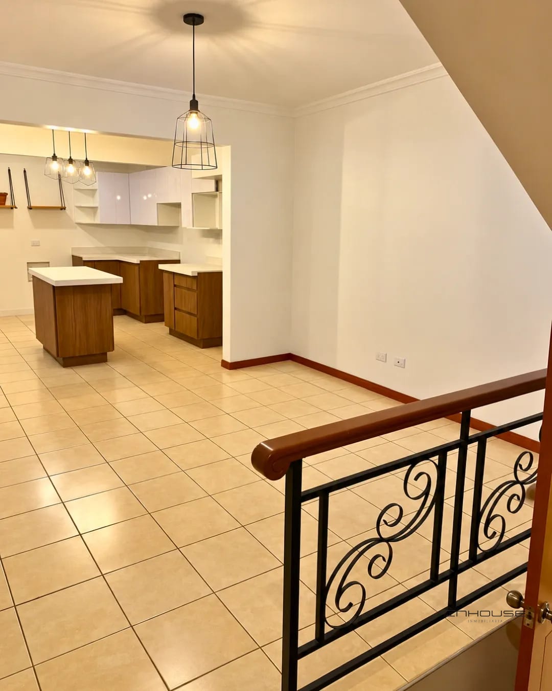 Casa en Venta en Villa Nueva, Hacienda de las Flores — Casa en Venta en Villa Nueva, Guatemala, Ciudad — foto 5 de 10