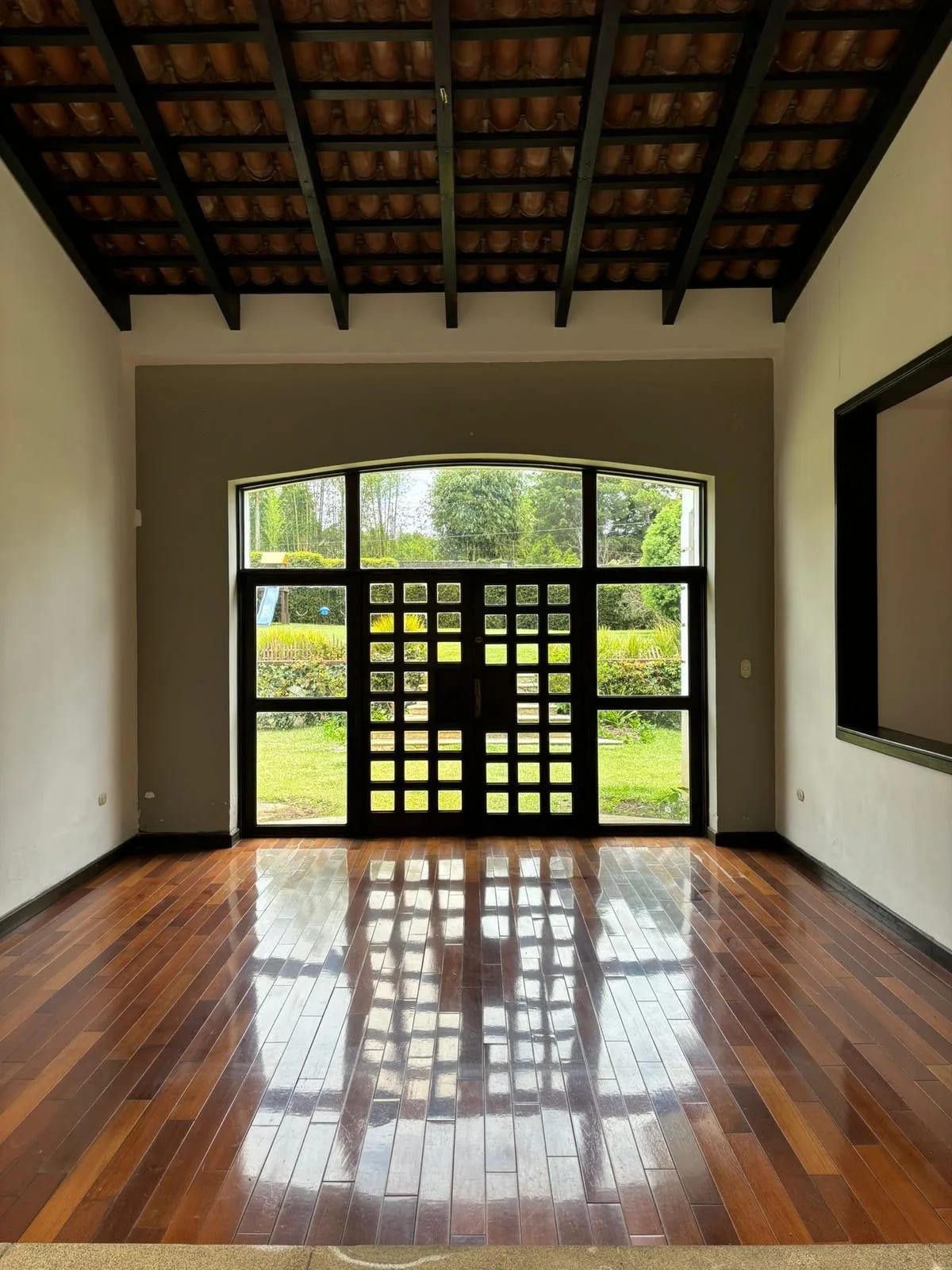CASA EN VENTA DE 1 NIVEL / Condominio Carretera al Salvador — Casa en Venta en Carretera a El Salvador, Guatemala, Ciudad — foto 1 de 2