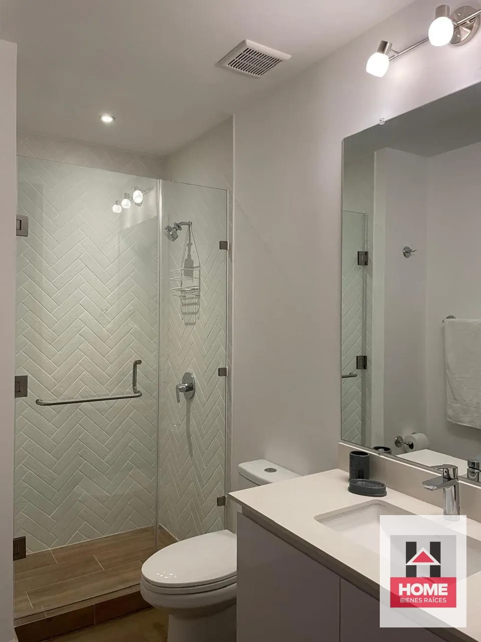 Alquiler de Apartamento de 3 Habitaciones en Triva Zona 15, Vista a Volcanes — Apartamento en Alquiler en Trivá, Zona 15, Guatemala, Ciudad — foto 7 de 17