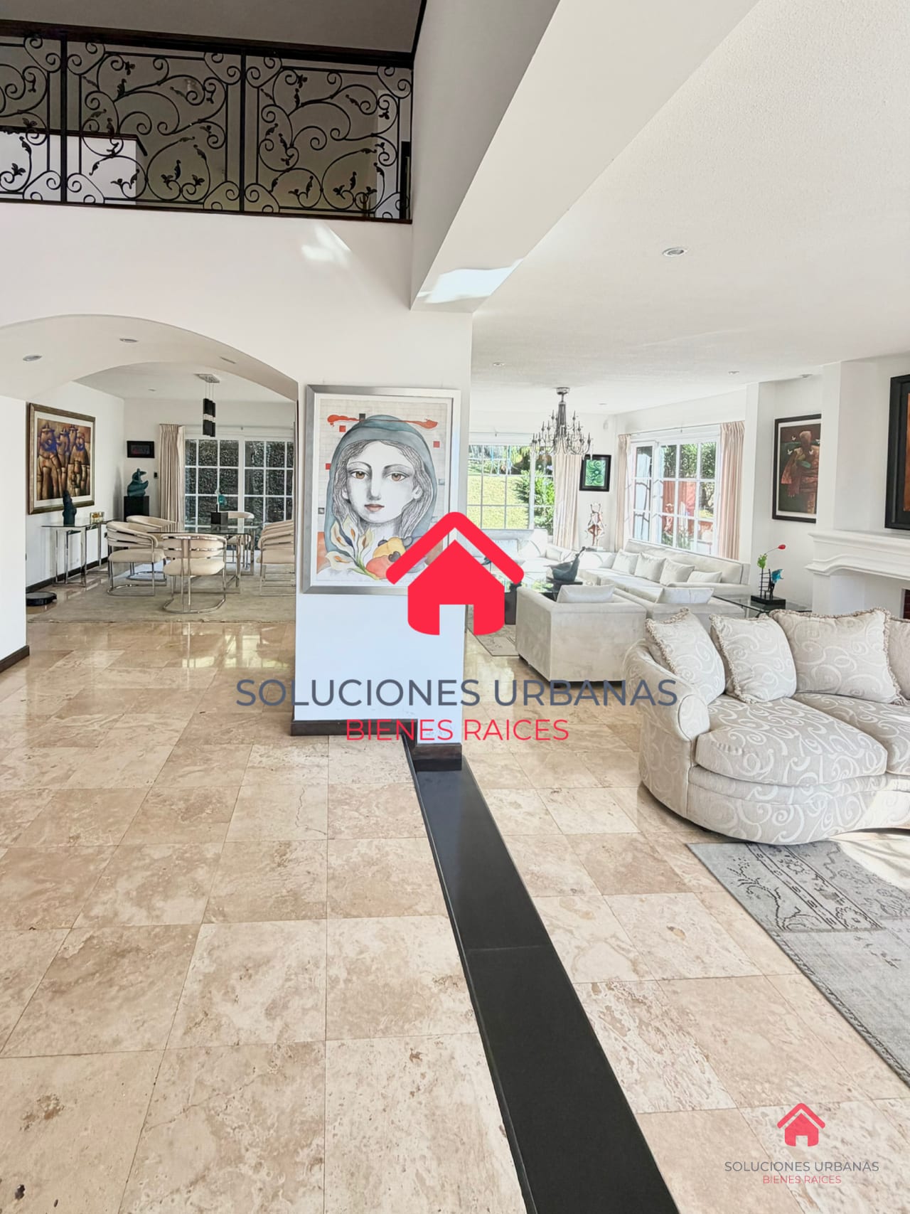 LINDA CASA COLINAS DE CASTEL — Casa en Venta en Colinas de Castel, Carretera a El Salvador, Guatemala, Ciudad — foto 3 de 10