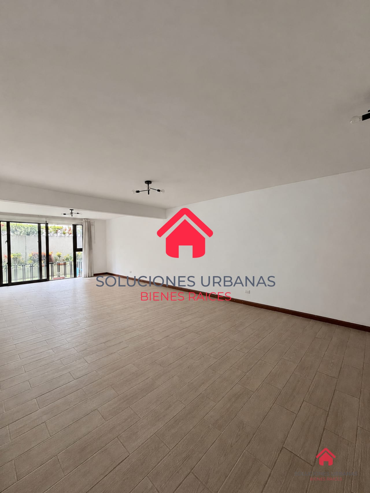Lindo Apartamento Zona 10 — Apartamento en Alquiler en Villareal, Zona 10, Guatemala, Ciudad — foto 1 de 7
