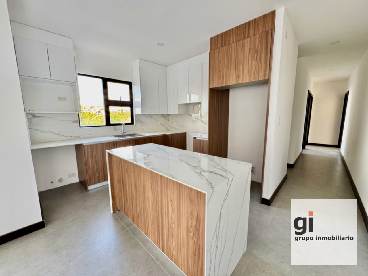 En alquiler, apartamento con jardín y vista en zona 15, 3 dormitorios — Apartamento en Alquiler en Zona 15, Guatemala, Ciudad — foto 3 de 13