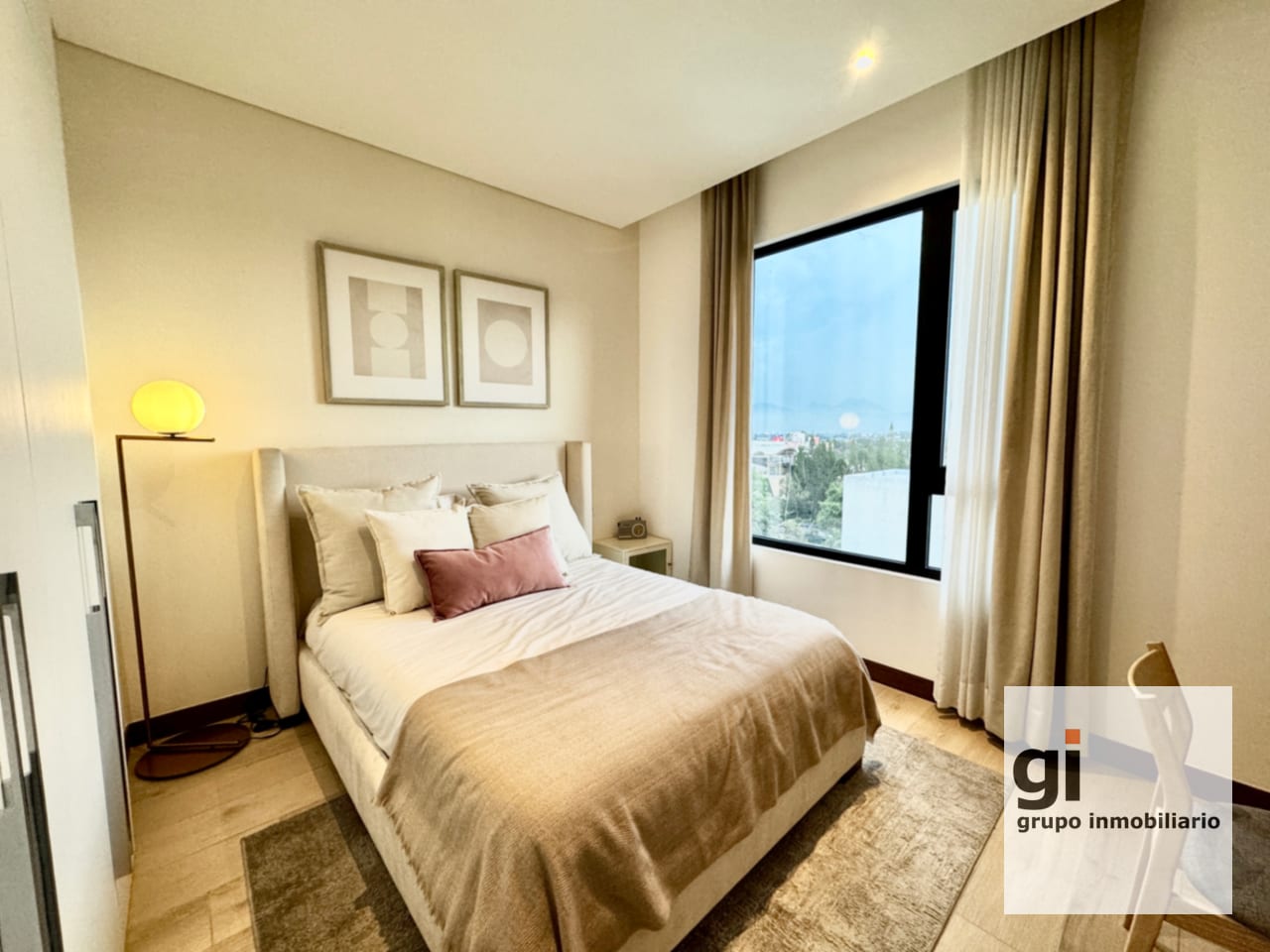 Apartamento 3 dormitorios + sala familiar — Apartamento en Venta en Zona 10, Guatemala, Ciudad — foto 6 de 17