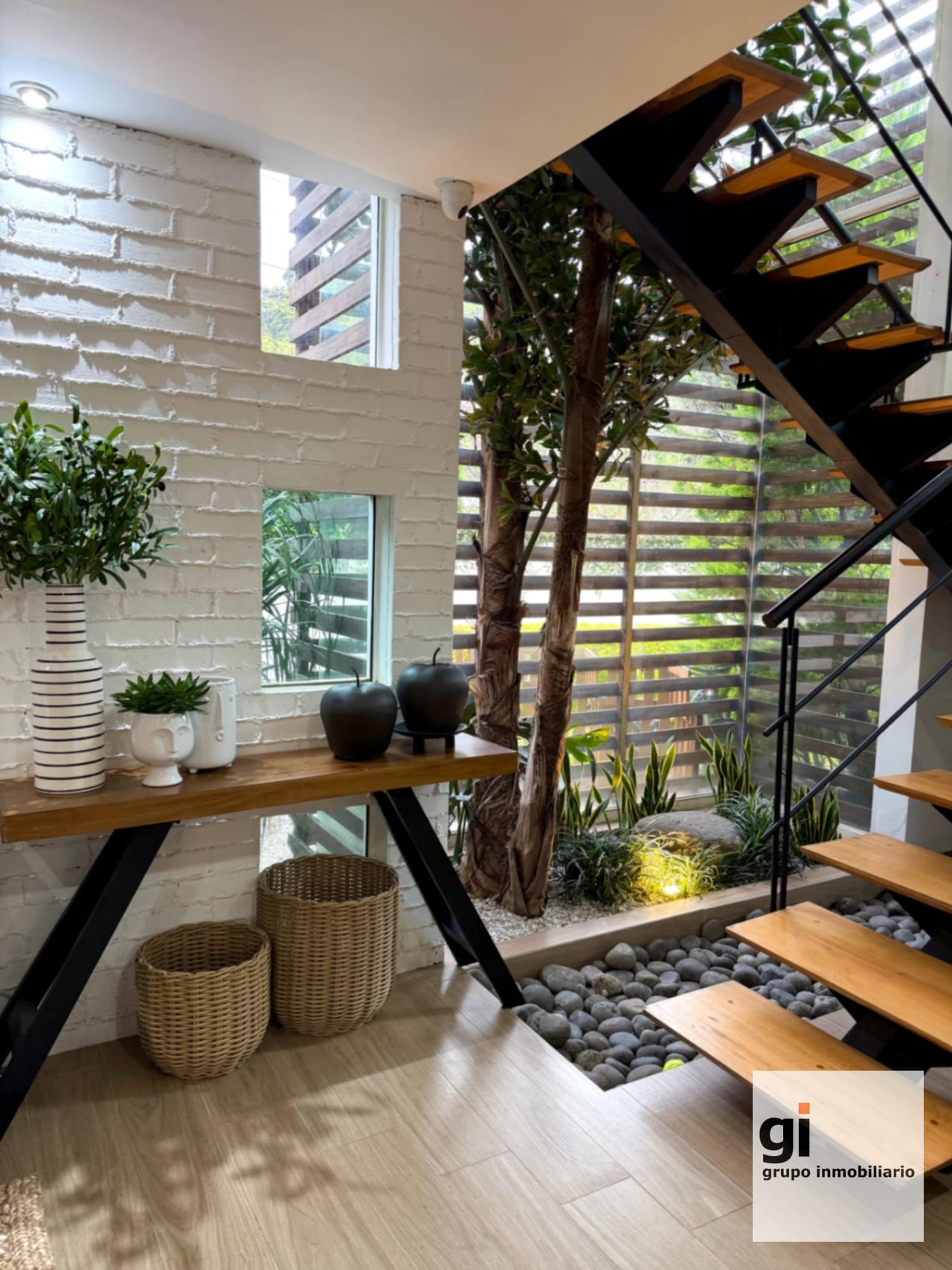 Hermosa casa en venta zona 16 dentro de condominio a 4 min de Cayala — Casa en Venta en Zona 16, Guatemala, Ciudad — foto 6 de 10