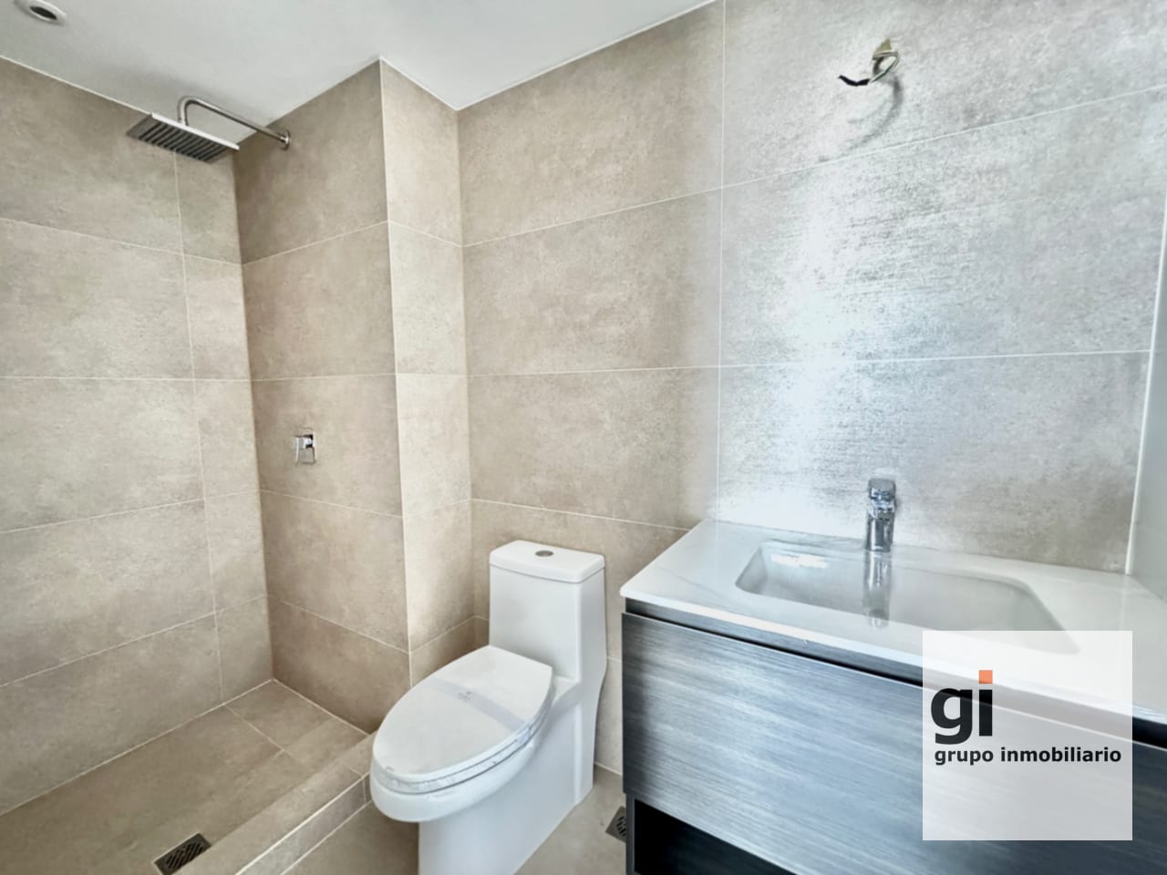 Apartamento de 2 dormitorios, nivel alto, zona 4 — Apartamento en Venta en Zona 4, Guatemala, Ciudad — foto 9 de 17