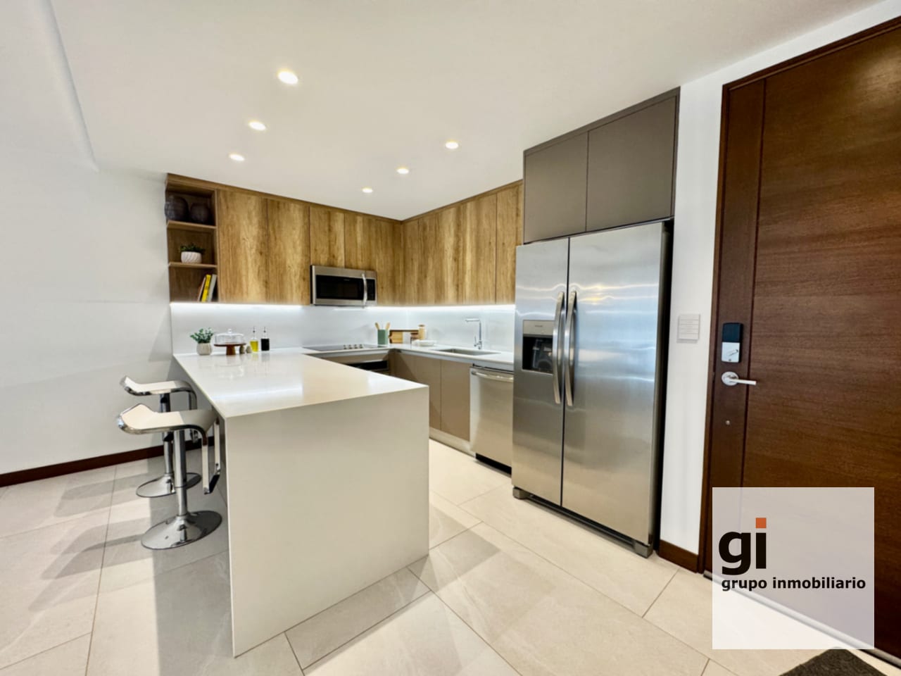 Apartamento en venta por Oakland — Apartamento en Venta en Zona 10, Guatemala, Ciudad — foto 4 de 14