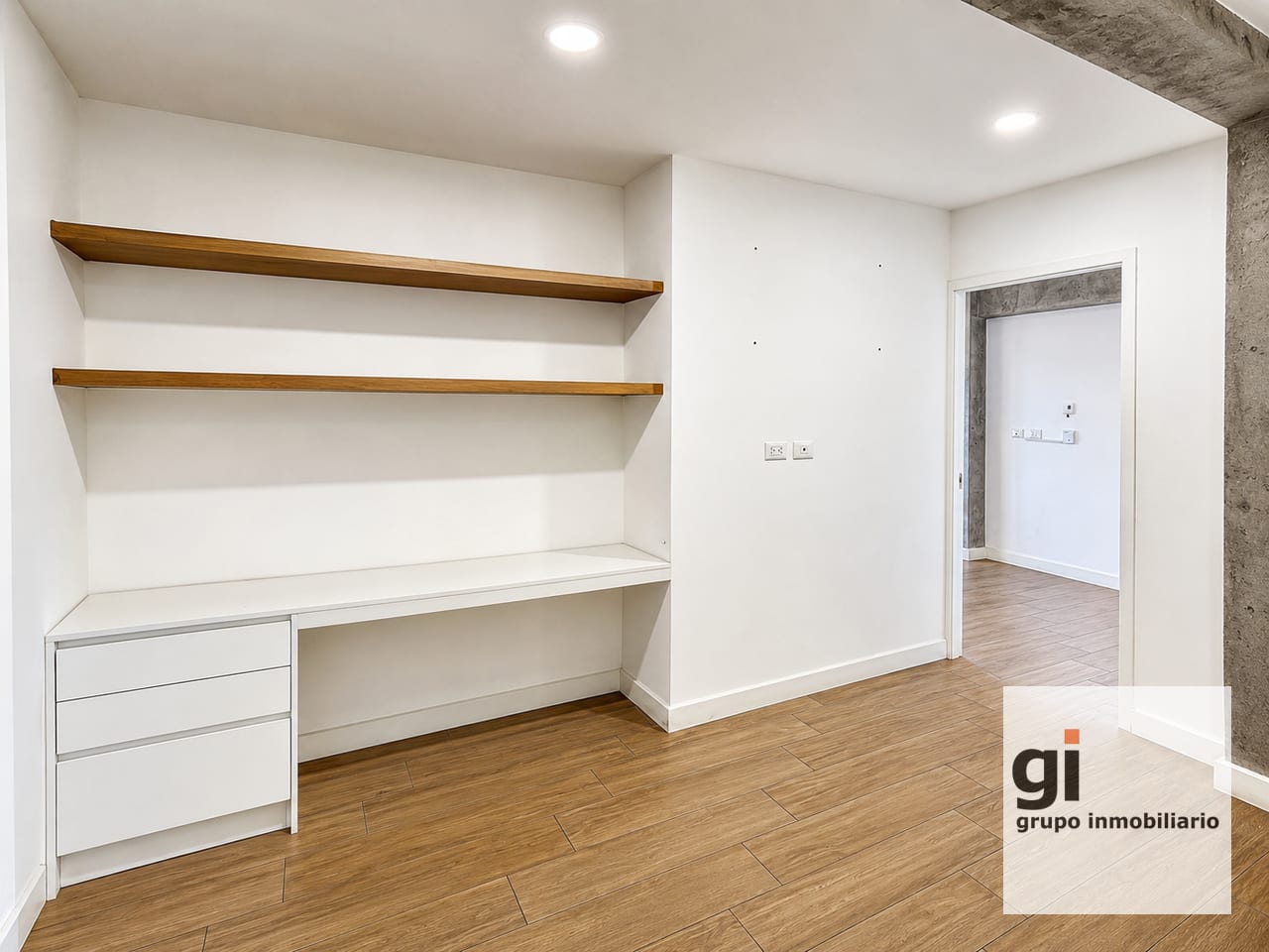 Apartamento de 2 niveles en zona 4 — Apartamento en Venta en Zona 4, Guatemala, Ciudad — foto 12 de 17