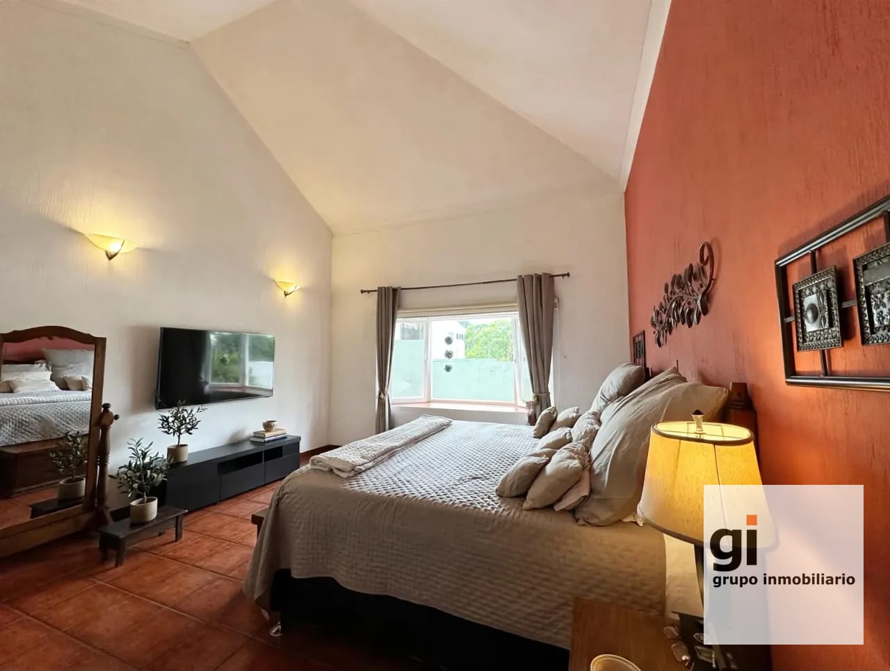Casa en Venta en Zona 10. Gran Oportunidad — Casa en Venta en Zona 10, Guatemala, Ciudad — foto 8 de 12