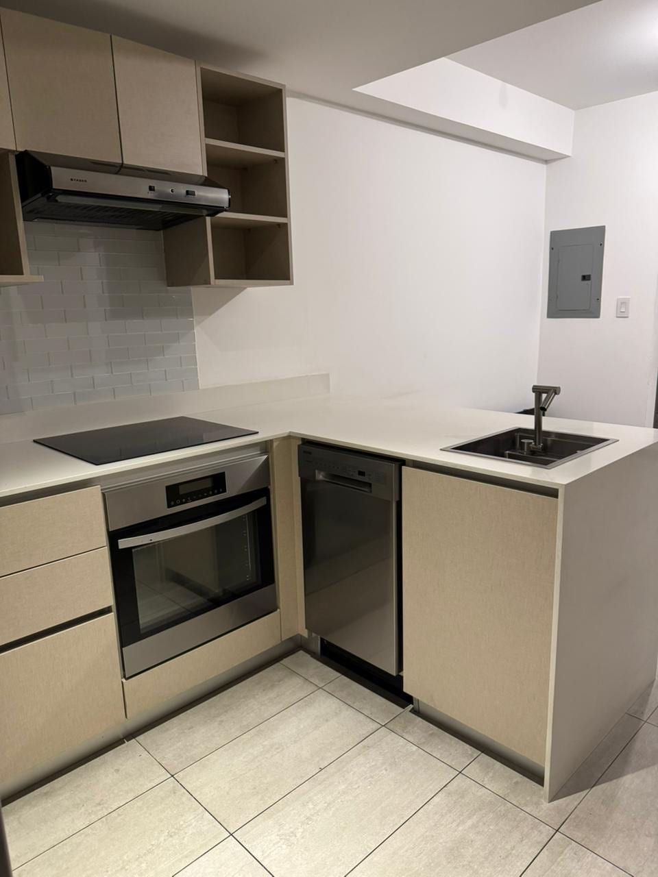 Apartamento en renta Morea zona 15 — Edificio en Alquiler en Morea, Zona 15, Guatemala, Ciudad — foto 2 de 9