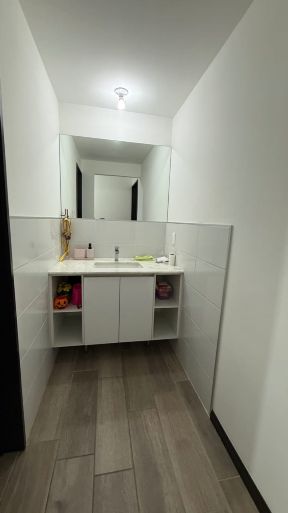 Apartamento en venta con cuarto de servicio, Segheria zona 14 — Apartamento en Venta en Segheria, Zona 14, Guatemala, Ciudad — foto 14 de 17