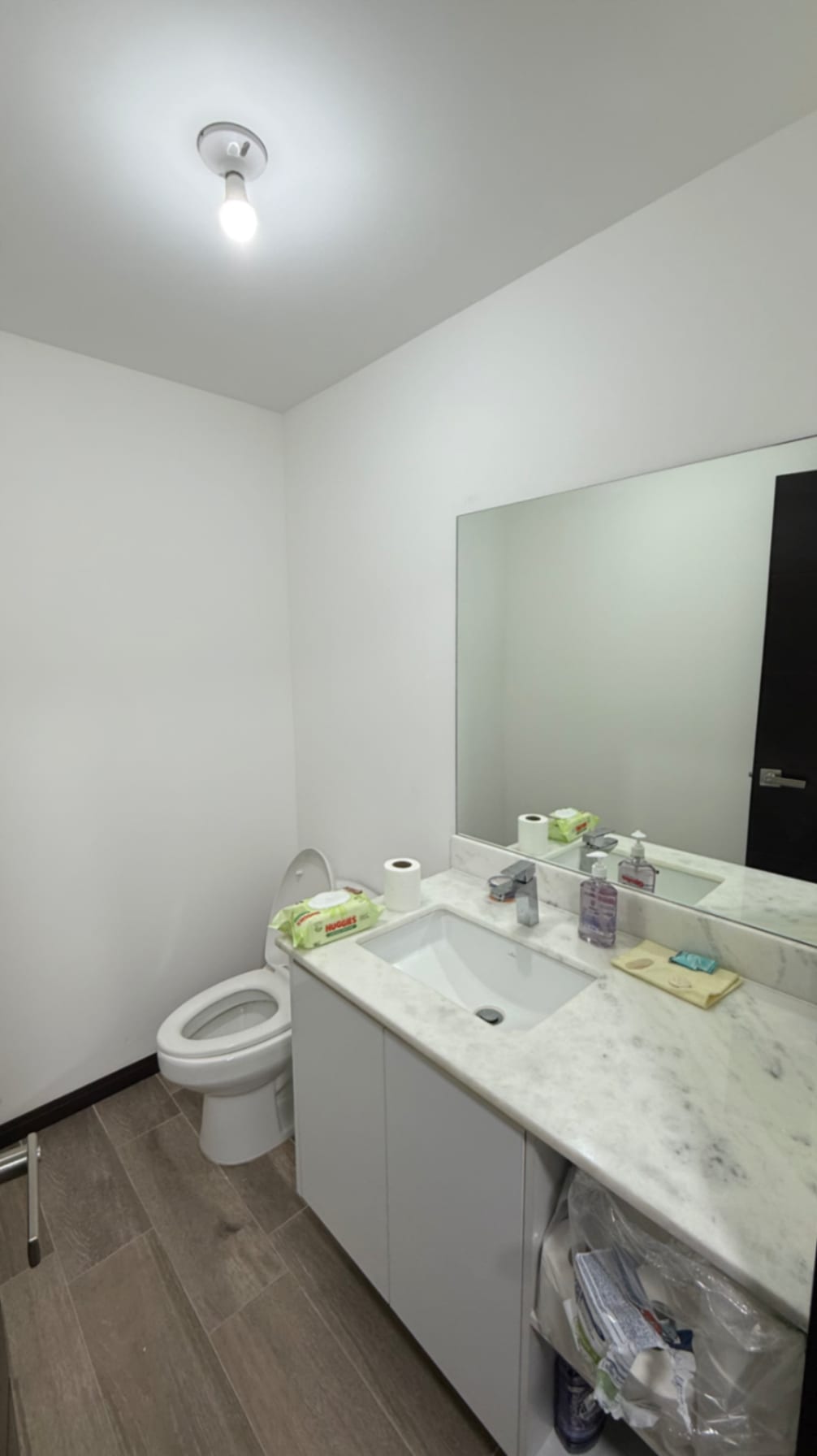 Apartamento en venta con cuarto de servicio, Segheria zona 14 — Apartamento en Venta en Segheria, Zona 14, Guatemala, Ciudad — foto 17 de 17