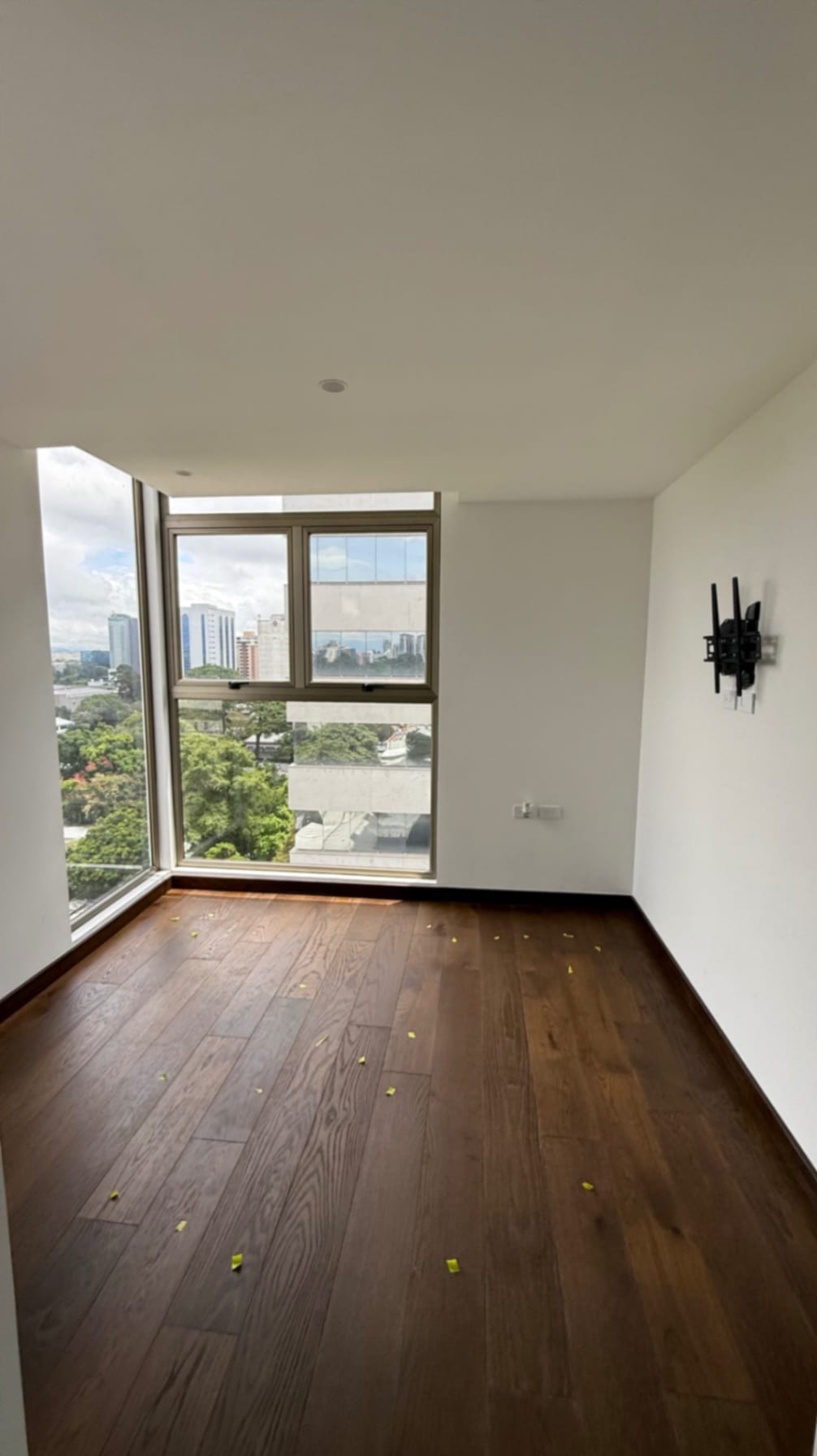 Apartamento en renta Atarah zona 10 — Apartamento en Alquiler en Atarah, Zona 10, Guatemala, Ciudad — foto 8 de 17