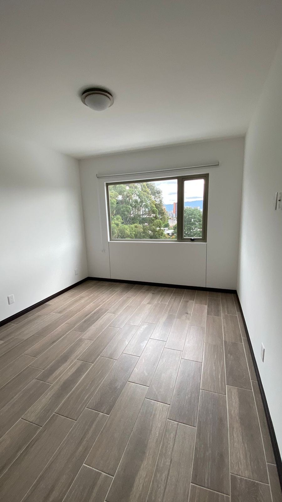 Apartamento en renta Segheria zona 14 — Apartamento en Alquiler en Segheria, Zona 14, Guatemala, Ciudad — foto 7 de 11