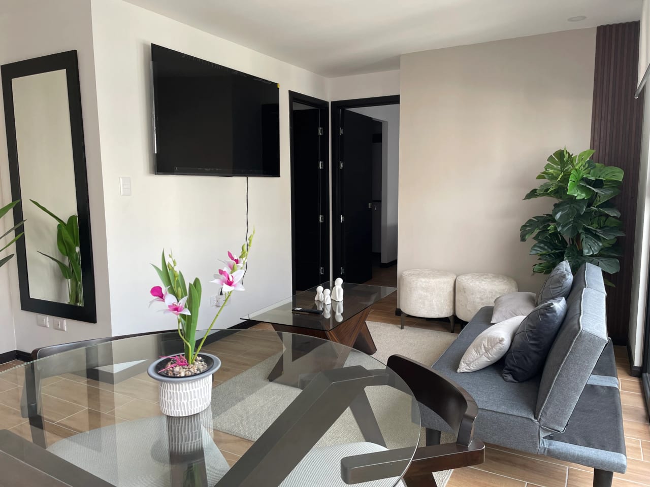 Apartamento Nuevo Amueblado de 1 Habitación zona 13 — Apartamento en Alquiler en Zona 13, Guatemala, Ciudad — foto 2 de 17