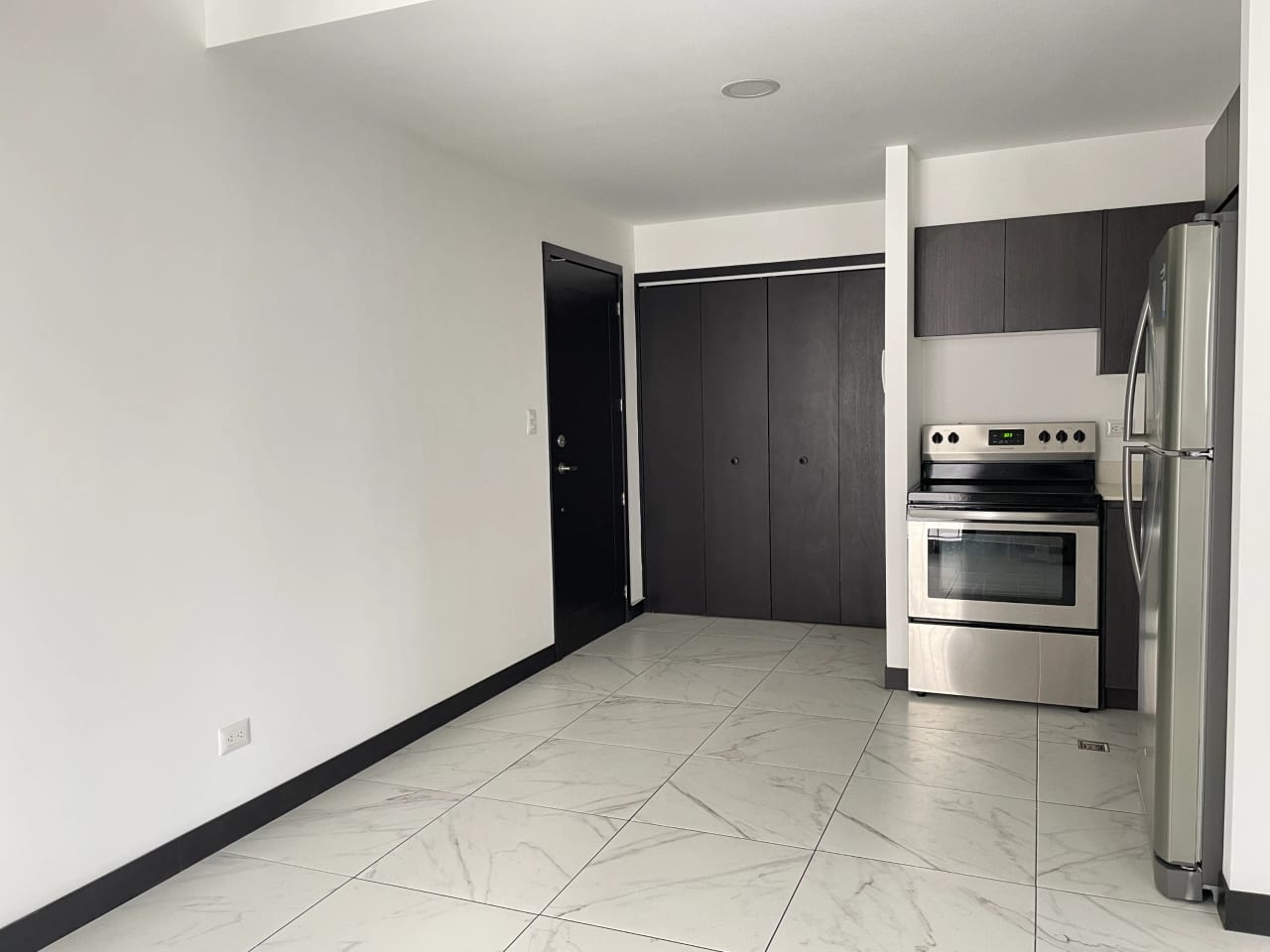 Lindo Apartamento de 1 Habitación en zona 15 — Apartamento en Alquiler en Vista Hermosa I, Zona 15, Guatemala, Ciudad — foto 3 de 12