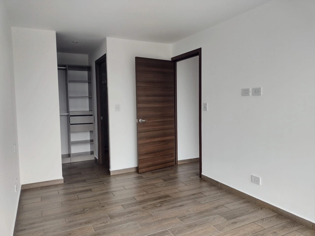 Apartamento de 2 Habitaciones en zona 15 — Apartamento en Alquiler en Parque 15, Zona 15, Guatemala, Ciudad — foto 10 de 14